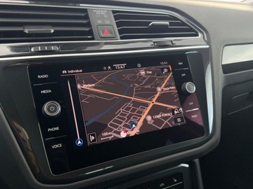 Volkswagen Tiguan II SUV Facelifting 2.0 TDI 200KM 2021 Volkswagen Tiguan 2.0 Diesel 200KM, zdjęcie 25