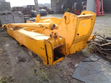 Телескопический погрузчик с кабиной JCB 535-140, рама, телескопический цилиндр, детали цилиндра
