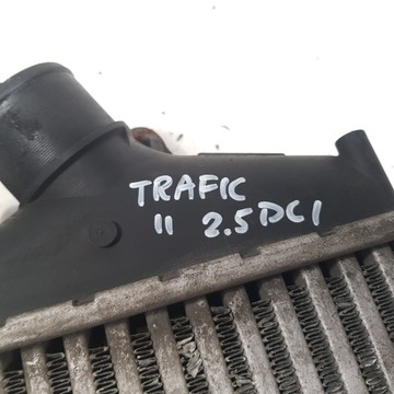 CHLADIČ INTERCOOLER RENAULT TRAFIC II 2.5 DCI