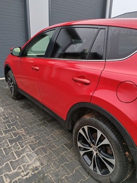 DVEŘE LEVÉ ZADNÍ 3R3 TOYOTA RAV-4 IV 12-18