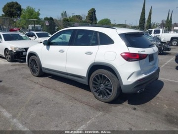 Mercedes GLA II 2021 Mercedes-Benz GLA 2021r., GLA 250, od ubezpieczalni 2.0 Benzyna 221KM, zdjęcie 4