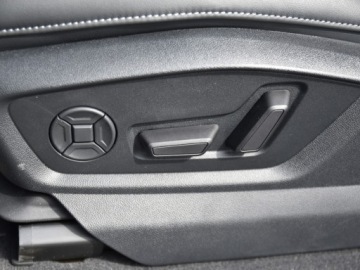 Audi Q7 II SUV Facelifting  3.0 50 TDI 286KM 2026 AUDI Q7 50 TDI quattro S Line Suv 3.0 (286KM) 2026, zdjęcie 7