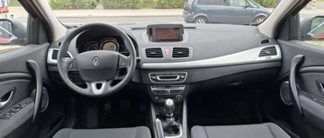 Renault Megane III Hatchback 2.0 16v TCe 180KM 2009 Renault Megane Renault Megane 2.0 16V TCE Privilege 2.0 Benzyna 180KM, zdjęcie 12