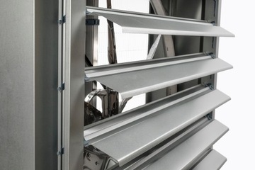 Вентилятор двускатный с жалюзи ТКЗМ-140 для промышленного зала 1380х1380х450