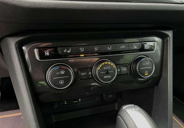 Volkswagen Tiguan II SUV 1.4 TSI 150KM 2017 Volkswagen Tiguan 1.4 TSI 150KM DSG TEMPOMAT AKTYWNY bezwypadkowy 1.4, zdjęcie 29