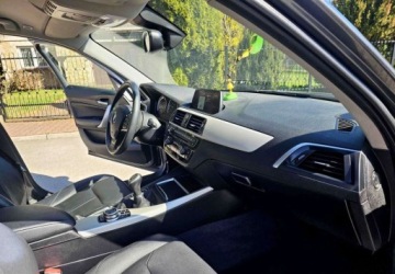 BMW Seria 1 F20-F21 Hatchback 5d Facelifting 2017 118i 136KM 2018 BMW Seria 1 BMW Seria 1 118i Edition Metropolitan 1.5 Benzyna 136KM, zdjęcie 23