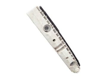 JUKE F15 VÝZTUHA BLATNÍKU ZADNÍ PRAVÝ ČTVRTKA