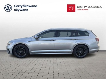 Volkswagen Passat B8 Variant Facelifting 2.0 TDI SCR 200KM 2022 Volkswagen Passat R-Line 4Mot. HarmanKardon LED Matrix Hak Kamera Cofania, zdjęcie 1