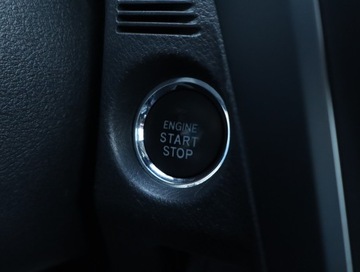 Toyota Avensis III Wagon Facelifting 2015 2.0 D-4D 143KM 2017 Toyota Avensis 2.0 D-4D, Salon Polska, Skóra, zdjęcie 21