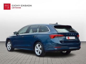 Skoda Octavia IV Liftback 1.5 TSI EVO 150KM 2022 Skoda Octavia serwis ASO 1.5TSI eTEC 150KM hak bezwypadkowy ACC navi Smart, zdjęcie 2