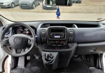 Opel Vivaro B Kombi Extra Long H1 2,9t 1.6 BiTurbo 125KM 2017 Opel Vivaro 1,6 Diesel 125km 6-Biegow Klima Serwis 9-osob 1.6 Diesel, zdjęcie 7