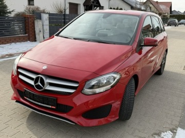 Mercedes Klasa B W246 Sports Tourer 180 BlueEFFICIENCY 122KM 2015 Mercedes B 180 LIFT 1.6 Benz 122KM NISKI PRZEBIEG!, zdjęcie 2