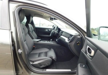 Volvo V60 II  2021 Volvo V60 z Gwarancja Bezwypadkowy Model 2022r 2.0 Benzyna 163KM, zdjęcie 13