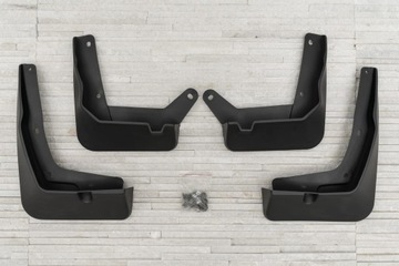 HYUNDAI KONA 2017+ КОМПЛЕКТ ЗАСЛОНОК