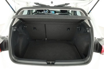 Volkswagen Golf VIII Hatchback 1.0 TSI 110KM 2020 VW Golf 1.0 TSI, Salon Polska, Serwis ASO, zdjęcie 10