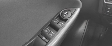 Ford Focus III Kombi 1.6 Duratorq TDCi DPF 115KM 2011 Ford Focus 1,6 TDCI TUTANIUM 1.6 Diesel 115KM, zdjęcie 16