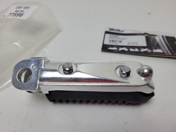 SUZUKI GSF BANDIT 600 1200 96-06 ПОДНОГКА ВОДИТЕЛЯ ПЕРЕДНЯЯ ЛЕВАЯ