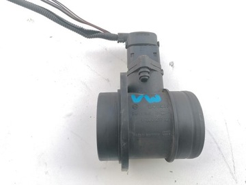 VW SEAT PRZEPLYWOMIERZ POWIETRZA 028117121 TDI 1,9