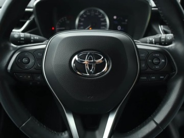 Toyota Corolla XII 2022 Toyota Corolla 2.0 Hybrid, Salon Polska, zdjęcie 18