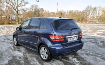 Mercedes Klasa B W245 160 95KM 2010 Mercedes-Benz Klasa B LPG 2010 r. Lift 164 tys. km 1.5 BenzynaLPG 95KM, zdjęcie 2