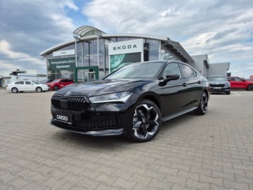Skoda Superb IV Liftback 2.0 TDI 193KM 2025 Skoda Superb SPORTLINE 2.0 TDI 4x4 DSG z placu 19