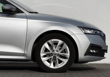 Skoda Octavia IV Liftback 1.5 TSI e-Tec Mild Hybrid 150KM 2021 Skoda Octavia Reflektory LED Kamera Keyless Lane Assist Salon PL FVAT, zdjęcie 3