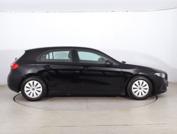 Mercedes Klasa A W177/V177 Hatchback 1.3 160 109KM 2020 Mercedes A A 160, Salon Polska, Serwis ASO, Klima, zdjęcie 5