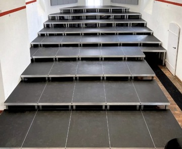 Alustage Сцена для школы, зала или холла, высота ножек 60-100 см.