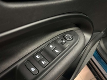 Alfa Romeo Junior SUV 1.2 Hybrid 145KM 2026 ALFA ROMEO Junior Ibrida Ti Suv 1.2 (145KM) 2026, zdjęcie 12