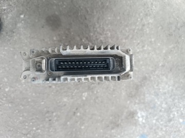JEDNOTKA MOTORU MERCEDES 190 W201 1.8 0105455732 MODUL ŘÍZENÍ 302