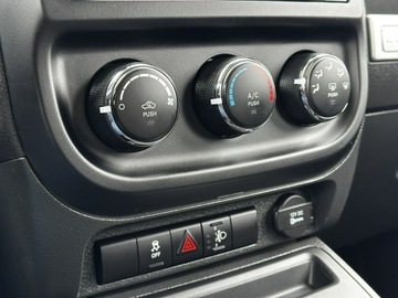 Jeep Compass I SUV Facelifting 2013 2.0 156KM 2013 Jeep Compass Salon PL! I-ręka, Klima,, zdjęcie 20