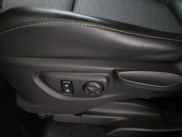 Opel Mokka I SUV 1.6 CDTI Ecotec 136KM 2016 Opel Mokka bi-xenon navi półskóra kamera i, zdjęcie 35