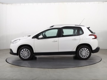 Peugeot 2008 I SUV Facelifting 1.2 PureTech 110KM 2017 Peugeot 2008 1.2 PureTech, Salon Polska, Navi, zdjęcie 2