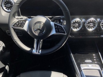 Mercedes GLA II Off-roader Facelifting 1.3 200 163KM 2025 MERCEDES-BENZ GLA 200 Progressive Suv 1.3 (163KM) 2025, zdjęcie 8