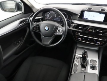 BMW Seria 5 G30-G31 Limuzyna 518d 150KM 2019 BMW 5 518d, Salon Polska, Serwis ASO, Automat, zdjęcie 6