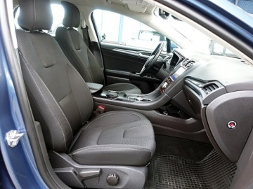 Ford Mondeo V Liftback Facelifting 2.0 EcoBlue 150KM 2020 Ford Mondeo TITANIUM Kraj 1wł Bezwypad FulLed, zdjęcie 10