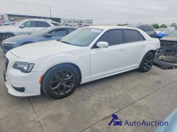Chrysler 300C II 2022 Chrysler 300 2022 CHRYSLER 300 TOURING L 3.6 Benzyna 292KM