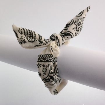 SCRUNCHIES GUMKA DO WŁOSÓW USZKA