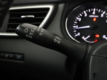 Nissan Qashqai II Crossover 1.6 DIG-T 163KM 2017 Nissan Qashqai Navi Kamera cofania Klimatyzacja, zdjęcie 30