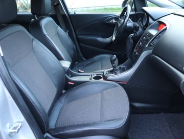 Opel Astra J Sports Tourer 1.4 Turbo ECOTEC 140KM 2012 Opel Astra 1.4 T, Klima, Klimatronic, Tempomat,ALU, zdjęcie 8