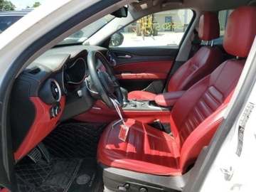 Alfa Romeo Stelvio SUV Facelifting 2.0 Turbo 280KM 2020 Alfa Romeo Stelvio 2020 Alfa Romeo Stelvio TI 2.0 Benzyna 280KM, zdjęcie 7