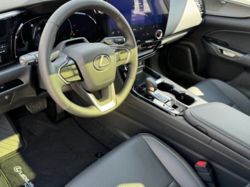 Lexus NX II SUV Facelifting 2.5 350h 200KM 2026 LEXUS NX 350h Omotenashi 2.5 Hybrid AWD Suv 200KM 2026, zdjęcie 6