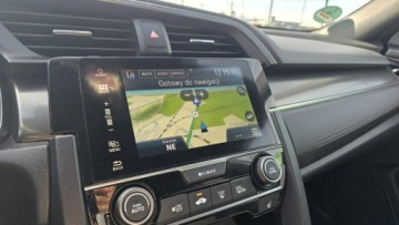 Honda Civic X Hatchback 5d 1.0 VTEC TURBO 126KM 2019 Honda Civic biala perla 1,0 i-vtec ledy duza navi, zdjęcie 11