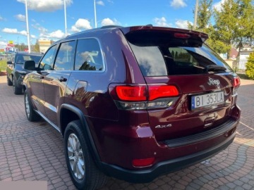Jeep Grand Cherokee IV 2021 Jeep Grand Cherokee 3.6 V6 Pentastar 4WD Automatik Laredo 290 KM 2021r, zdjęcie 9