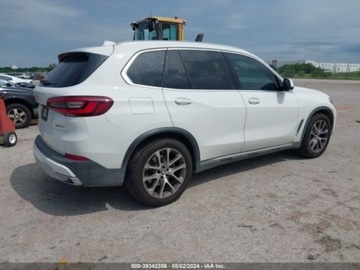 BMW X5 G05 2023 BMW X5 XDrive40I 2023 3.0l 3.0 Benzyna 335KM, zdjęcie 2