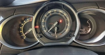 DS 3 Hatchback (Citroen) 1.6 THP 156KM 2014 Citroen DS3 Citroen DS3 1.6 THP Ultra Prestige 1.6 Benzyna 156KM, zdjęcie 13