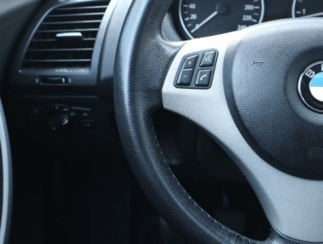 BMW Seria 1 E81/E87 Hatchback 5d E87 1.6 116i 115KM 2005 BMW 1 116i, Klima, Klimatronic, Parktronic, zdjęcie 16