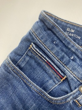 Tommy Hilfiger oryginalne Jeansowe niebieskie SPODENKI W 31