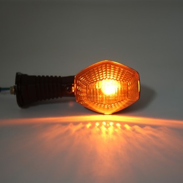 ЛАМПОЧКА ПОВОРОТОВ 12В 6ВТ ПЕРЕДНЯЯ