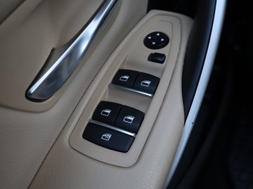 BMW Seria 3 F30-F31-F34 Touring Facelifting 1.5 318i 136KM 2016 BMW 3 318 i, Salon Polska, Serwis ASO, Automat, zdjęcie 18